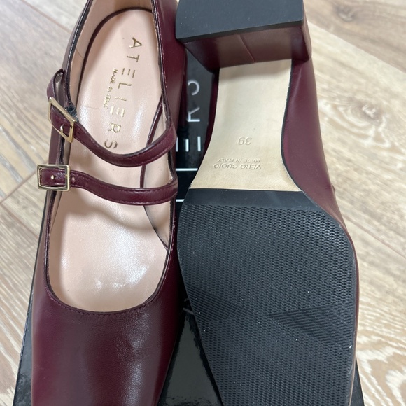 Shoes - Picture 3 of 3